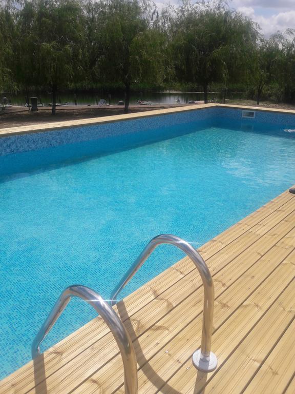 Pike Inn Dunavatul De Sus - Delta Dunarii Dunavăţu de Sus Εξωτερικό φωτογραφία